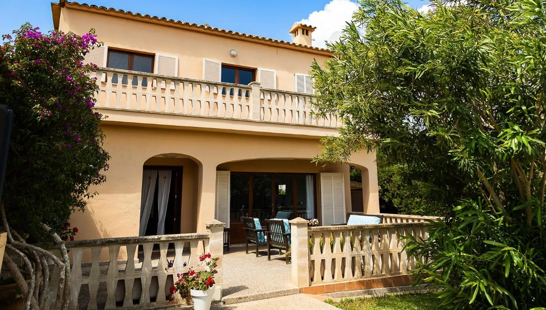 Villa Ca Na Susana. 3 Km From The Nearest Beach Urbanicacion ses palmeres
